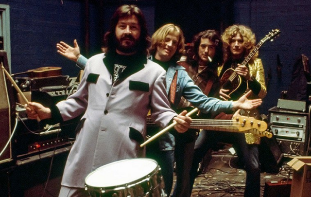 Led Zeppelin | John Paul Jones e Robert Plant